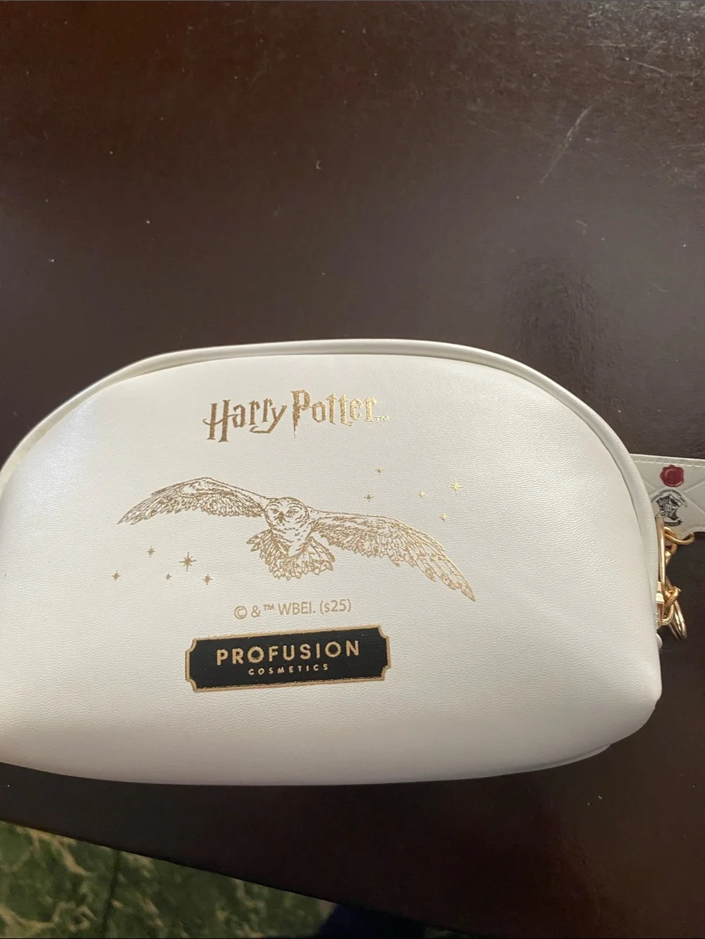 Warner Bros. White Owl Eyes Kids Pouch with Yellow Accents Harry Potter